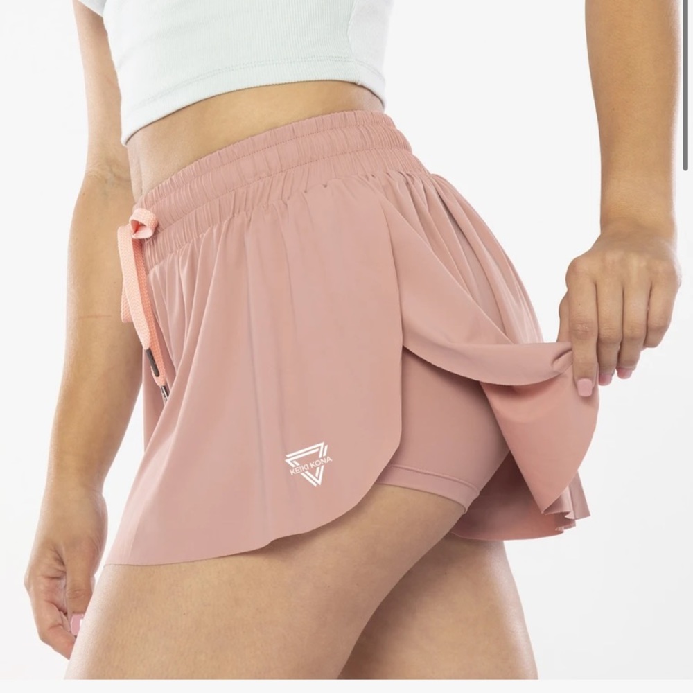 Keiki Kona NWT shorts in Black